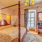 Apollonion Palace Hotell 5*