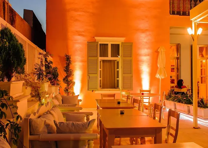 Apollonion Palace Ermoúpoli