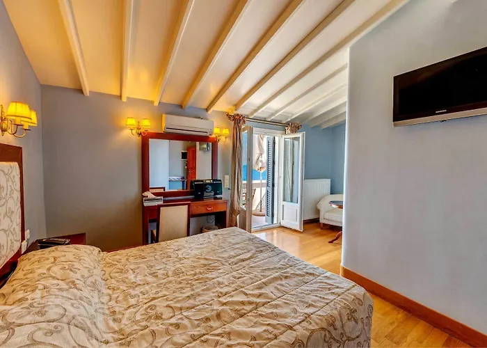 Apollonion Palace Hotel