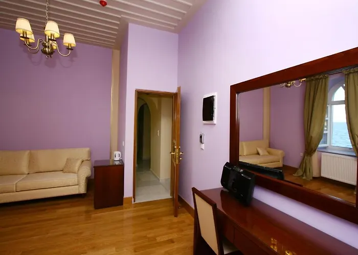 Hotel Apollonion Palace