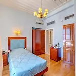 Apollonion Palace 5*