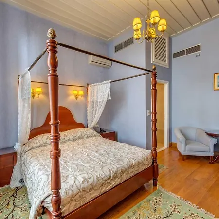 Apollonion Palace Hotel
