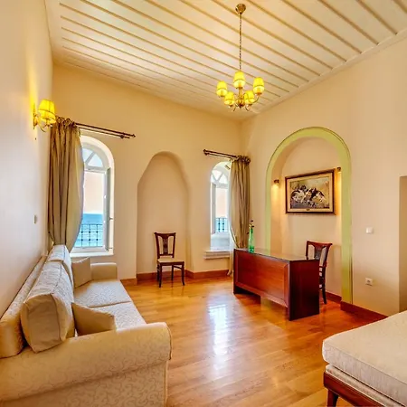 Apollonion Palace 5*