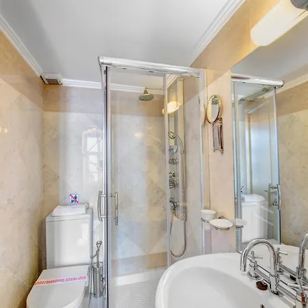 Apollonion Palace فندق