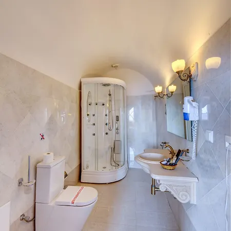 Apollonion Palace فندق 5*