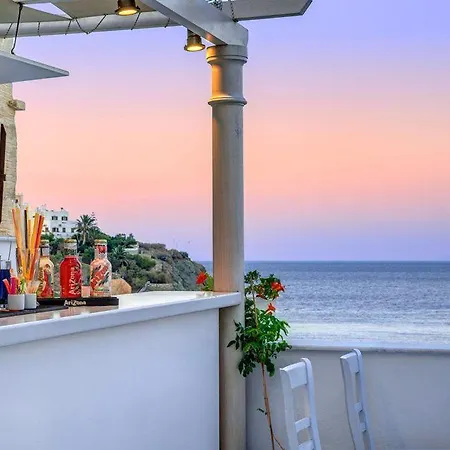 فندق Apollonion Palace 5*