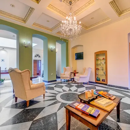 Apollonion Palace Ξενοδοχείο 5*