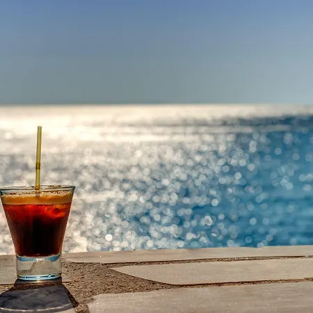 Apollonion Palace فندق