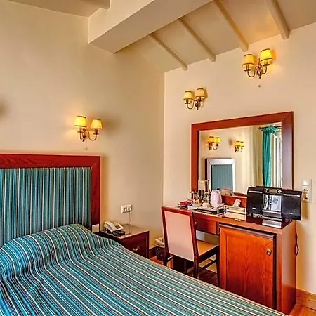 Apollonion Palace Otel Ermoupoli