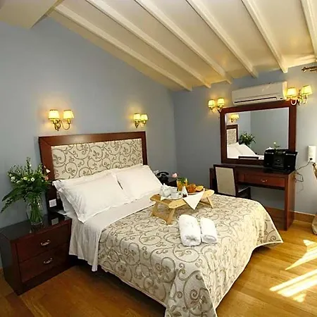 Otel Apollonion Palace