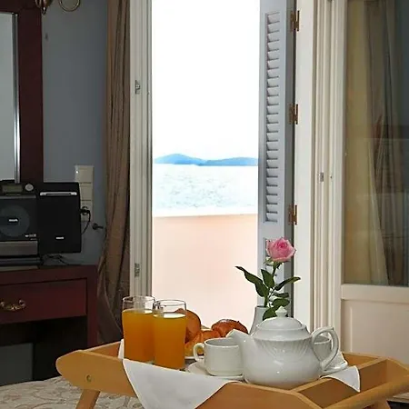 Apollonion Palace Hotel 5*