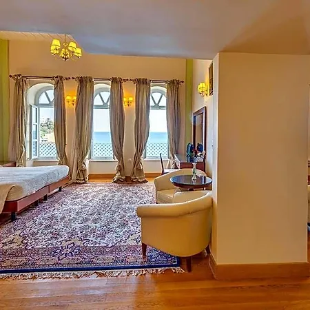 Otel Apollonion Palace