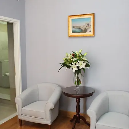 Apollonion Palace فندق