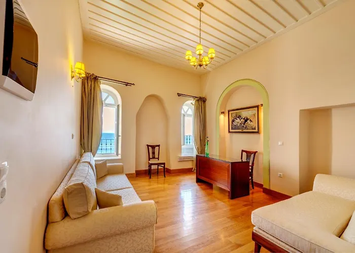 Apollonion Palace 5*