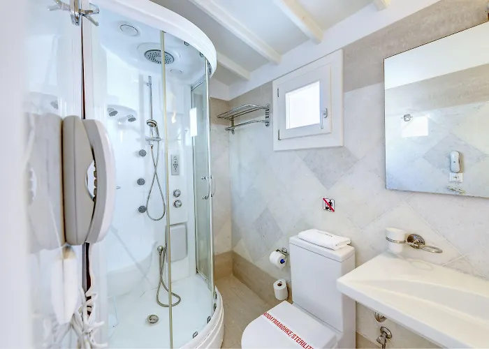 Otel Apollonion Palace 5*