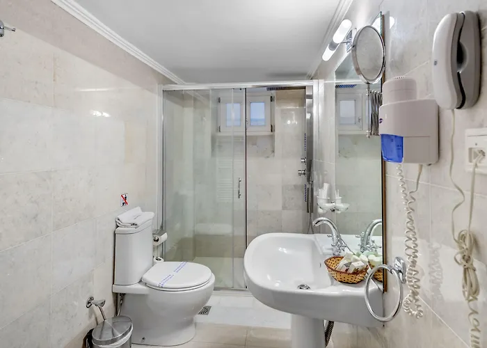 Apollonion Palace Otel 5*