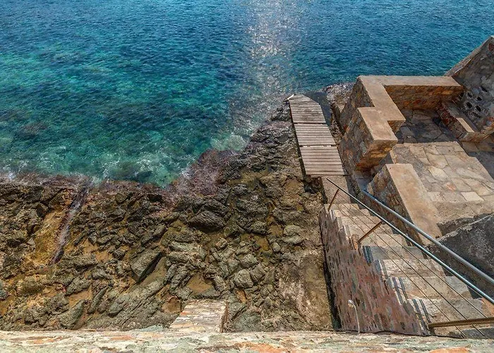 Otel Apollonion Palace