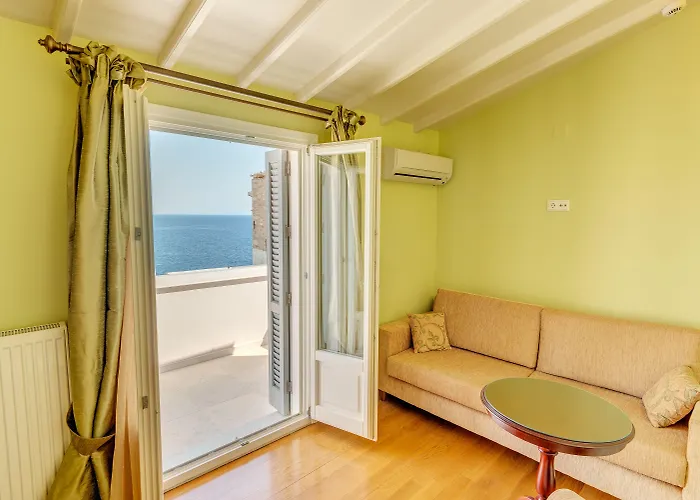 Apollonion Palace 5*